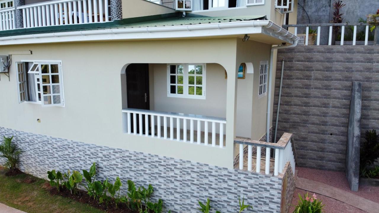 Exotic Guest House Anse Volbert Village Kültér fotó