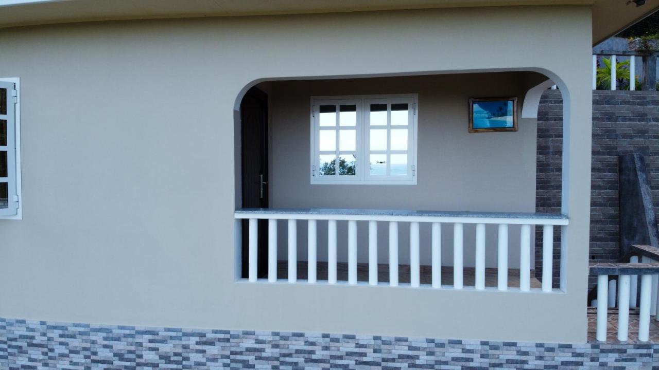 Exotic Guest House Anse Volbert Village Kültér fotó